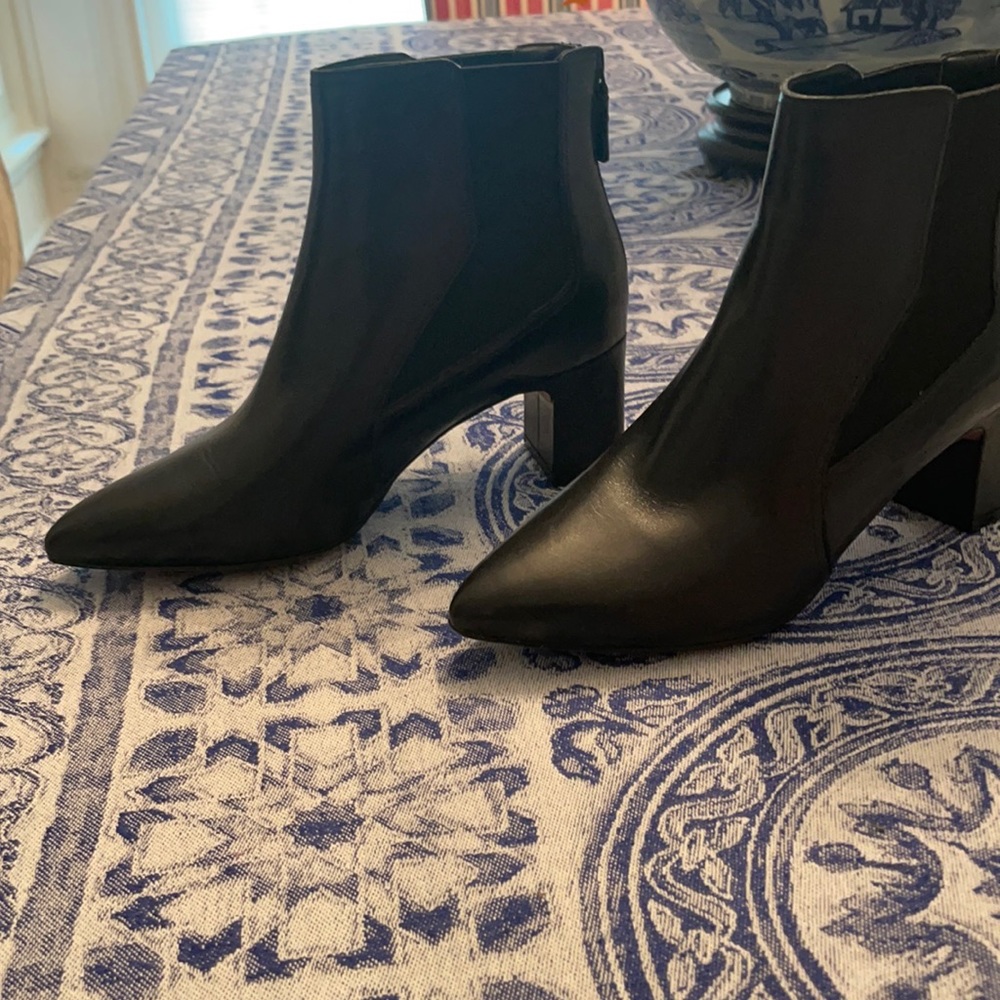 Brand New Colman boot ankle boots